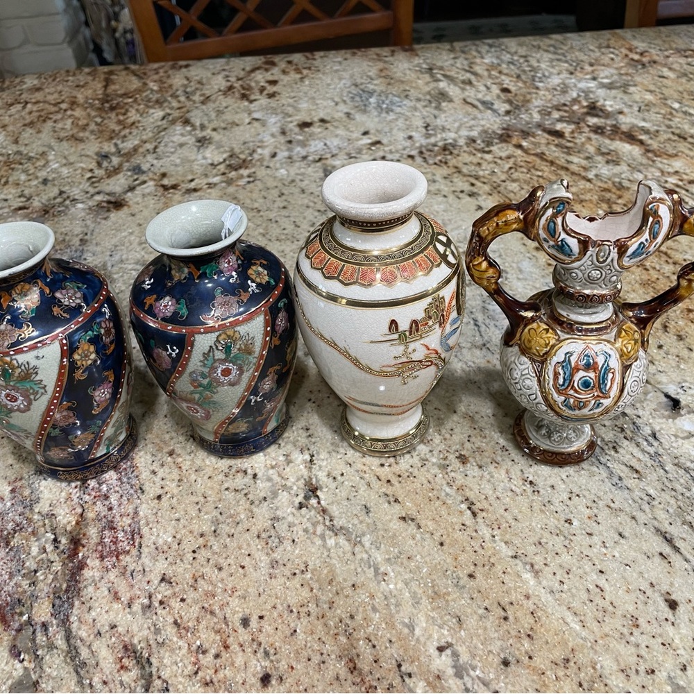 4 mini vases - Picture 2 of 9